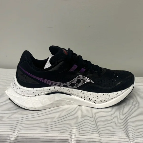 Saucony Endorphin Speed 4 Sneakers - Black and Purple - Picture 4 of 8